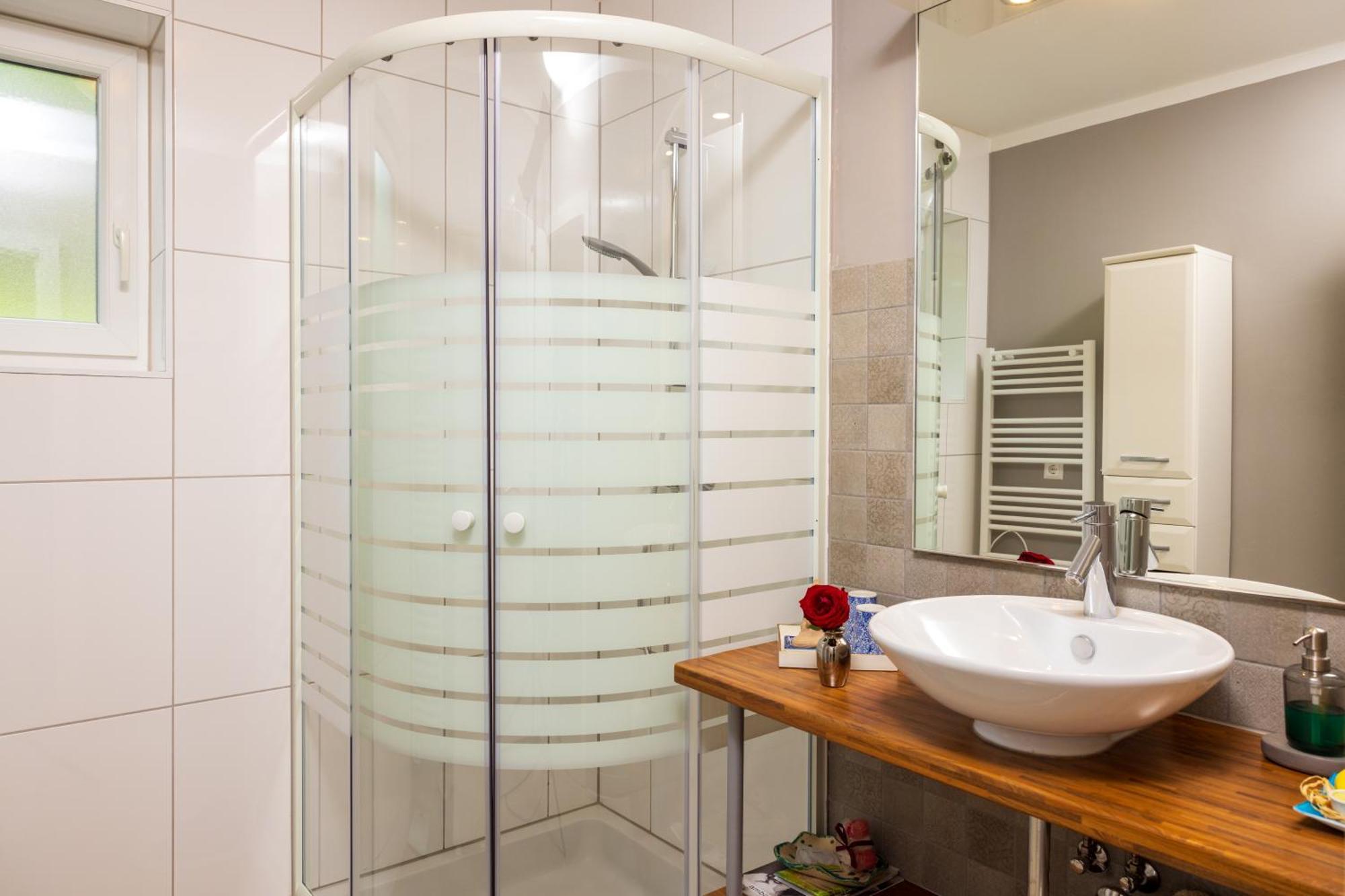 פאק אם סי Lakeside Apartments - Adults Only חדר תמונה